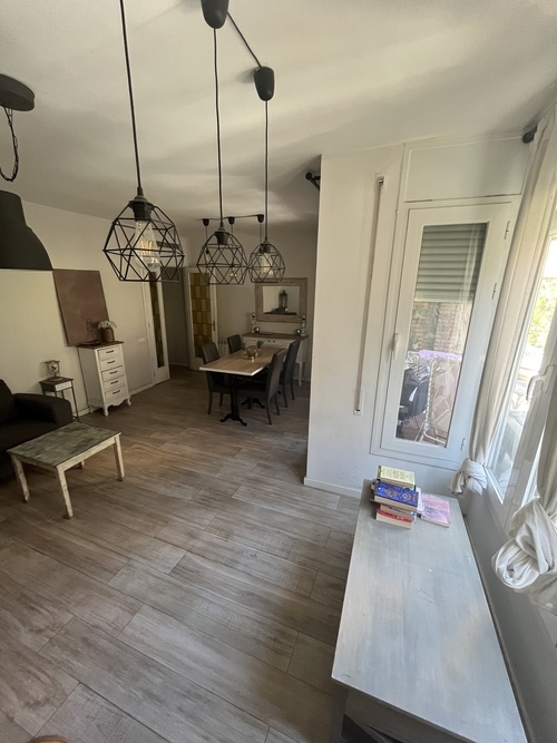 Room in a 4-person shared flat in Gràcia · 4