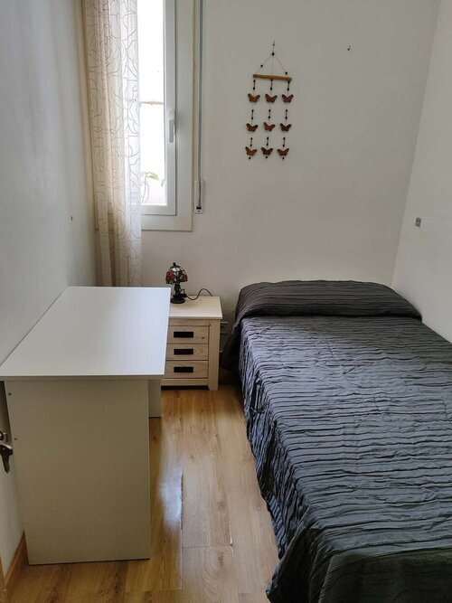 Room in a 2-person shared flat in Sant Andreu · 4