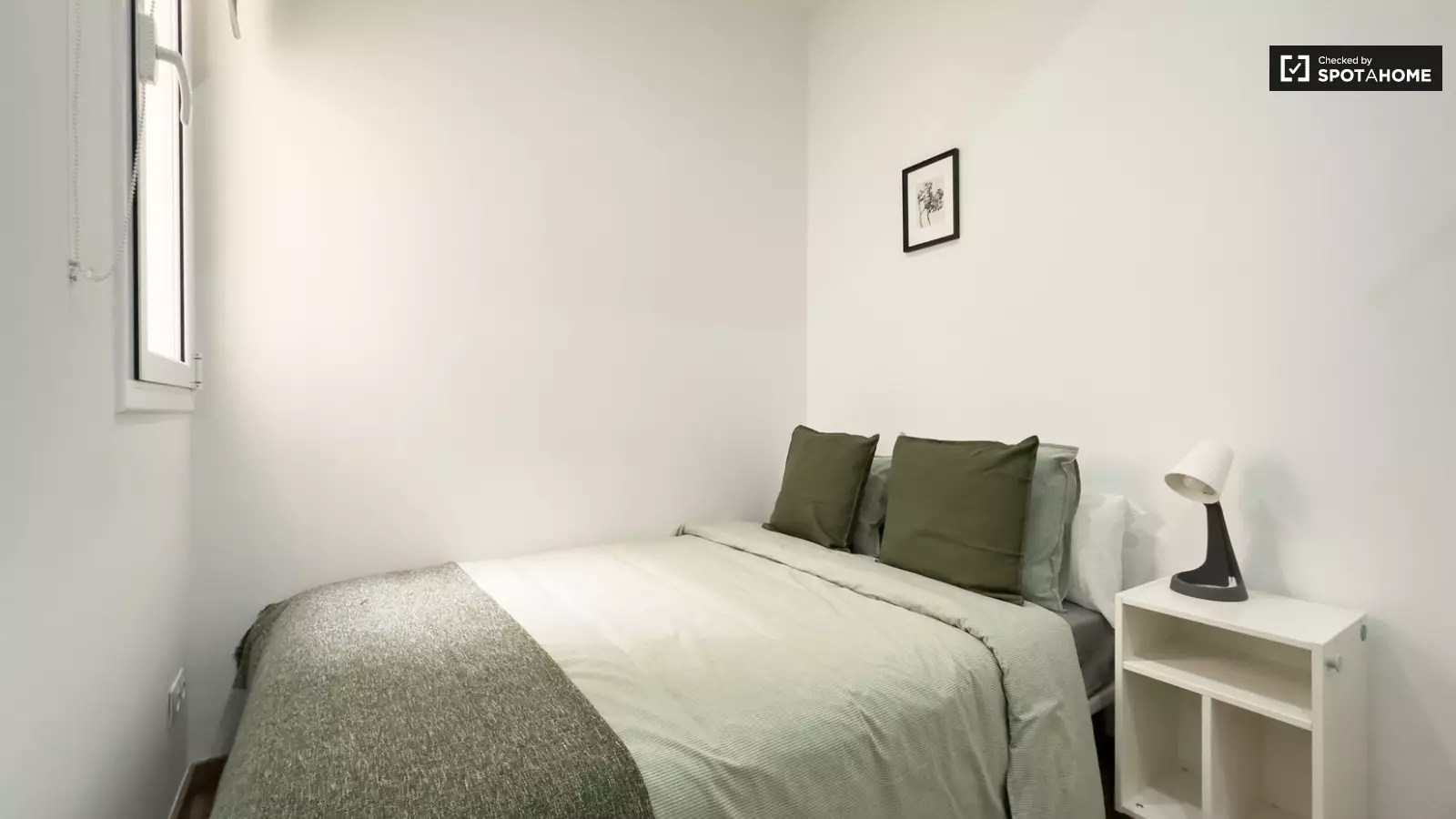 Room · Furnished · Ciutat Vella