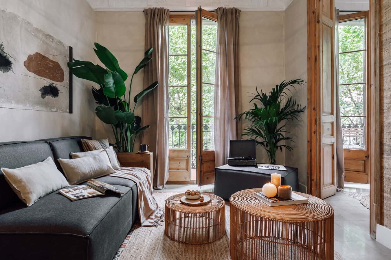 Furnished 2-bedroom flat in Eixample, 55 m² · 2