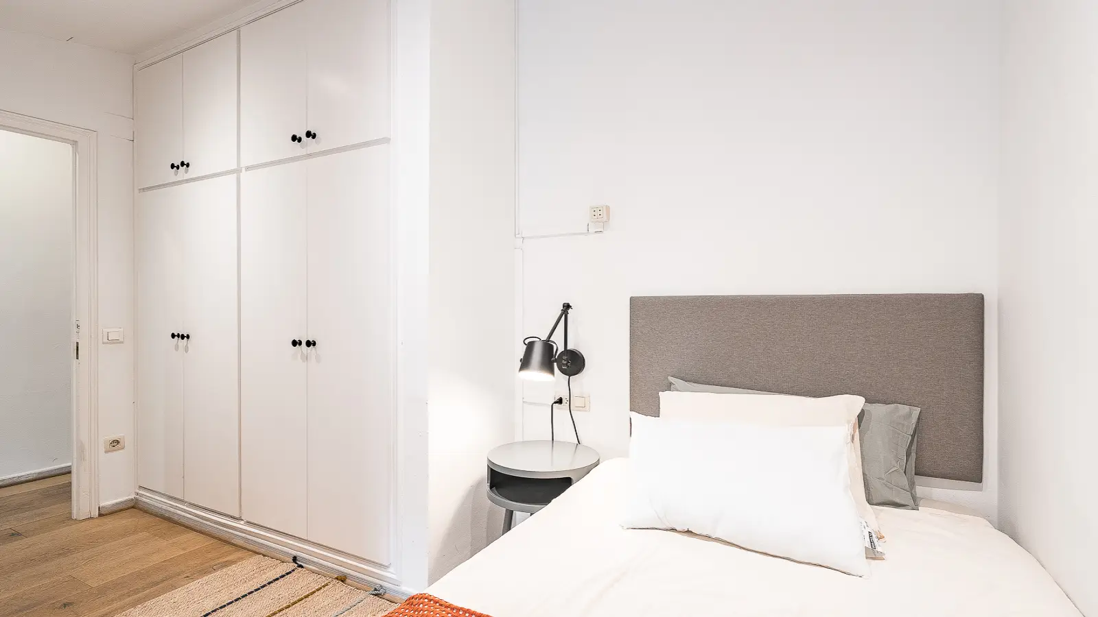 Habitación amueblada en piso compartido en Sarrià–Sant Gervasi · 4