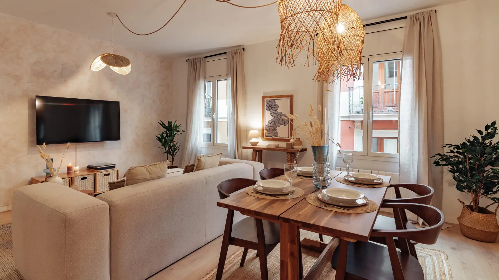 Furnished 1-bedroom flat in Eixample, 65 m² · 2