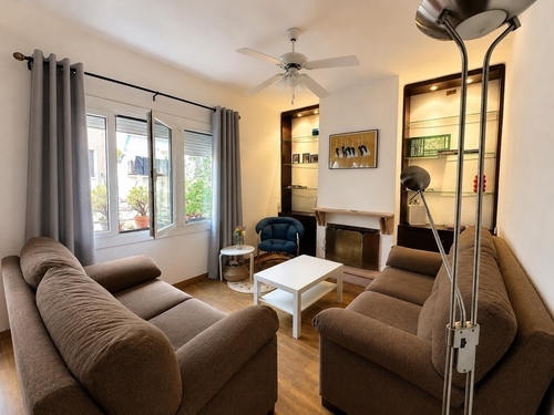Habitación en piso compartido de 3 personas en Sarrià–Sant Gervasi · 2