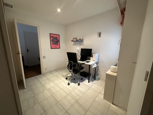 Habitación en piso compartido de 3 personas en Sarrià–Sant Gervasi · 4