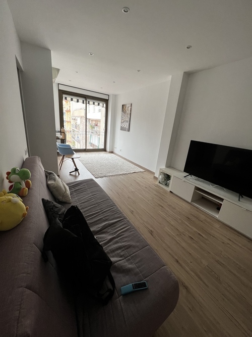 Habitación en piso compartido de 3 personas en Eixample · 4