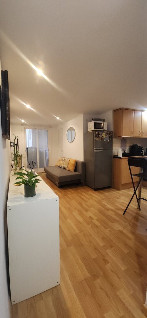 Room in a 2-person shared flat in Ciutat Vella · 2
