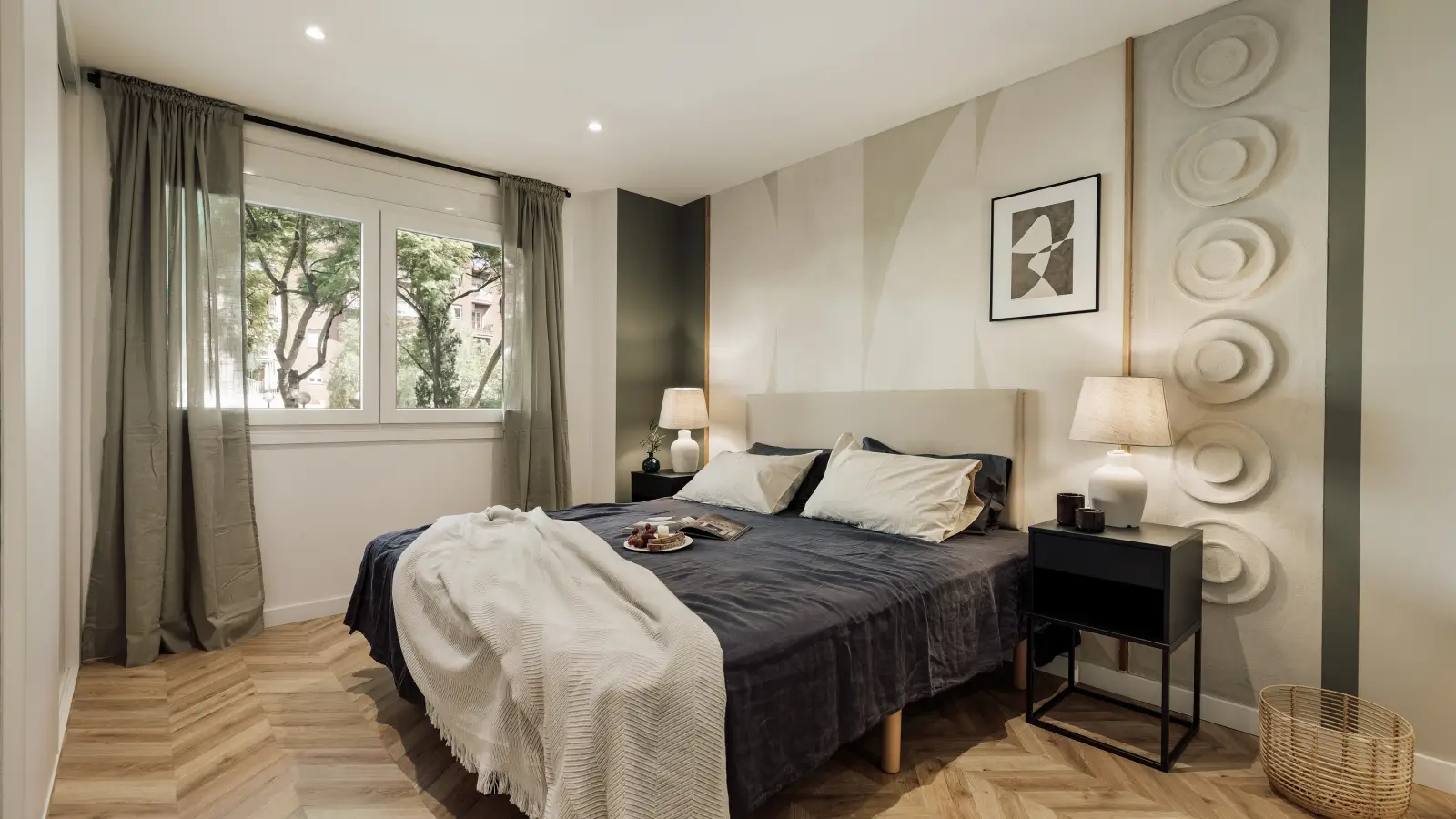 Furnished 3-bedroom flat in Eixample, 143 m² · 2