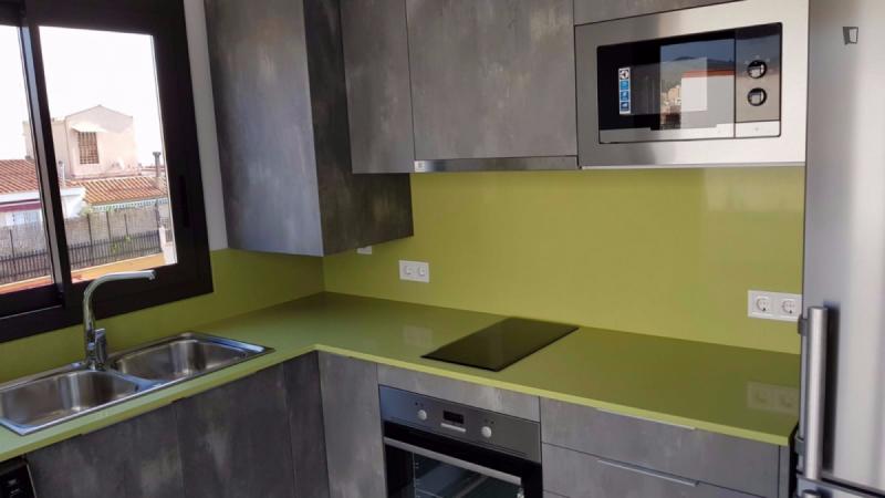 Furnished 2-bedroom flat in Horta-Guinardó · 2