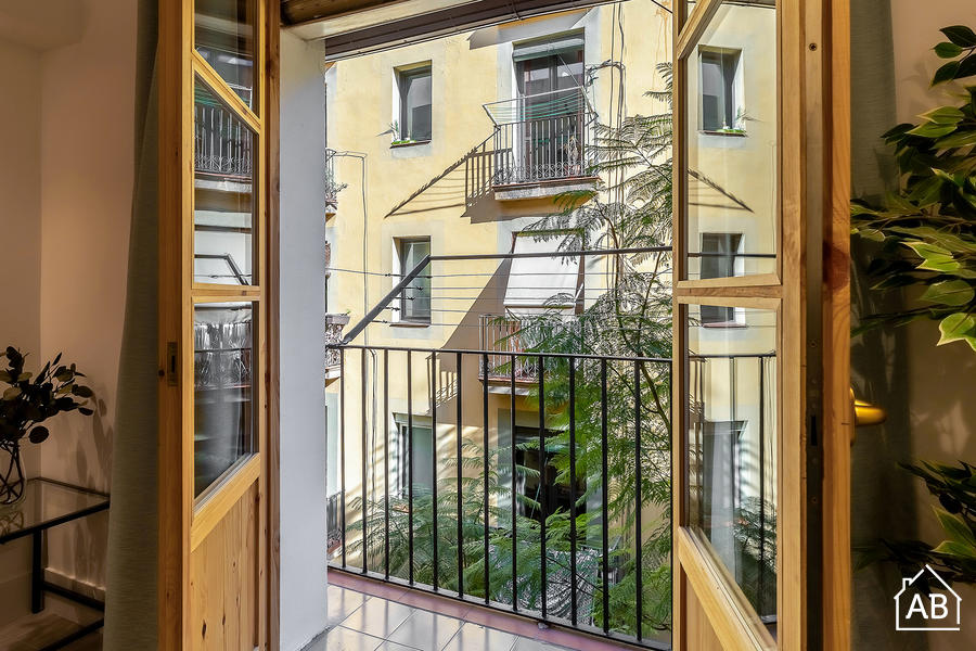 Piso de 3 dormitorios amueblado en Eixample, 48 m² · 2