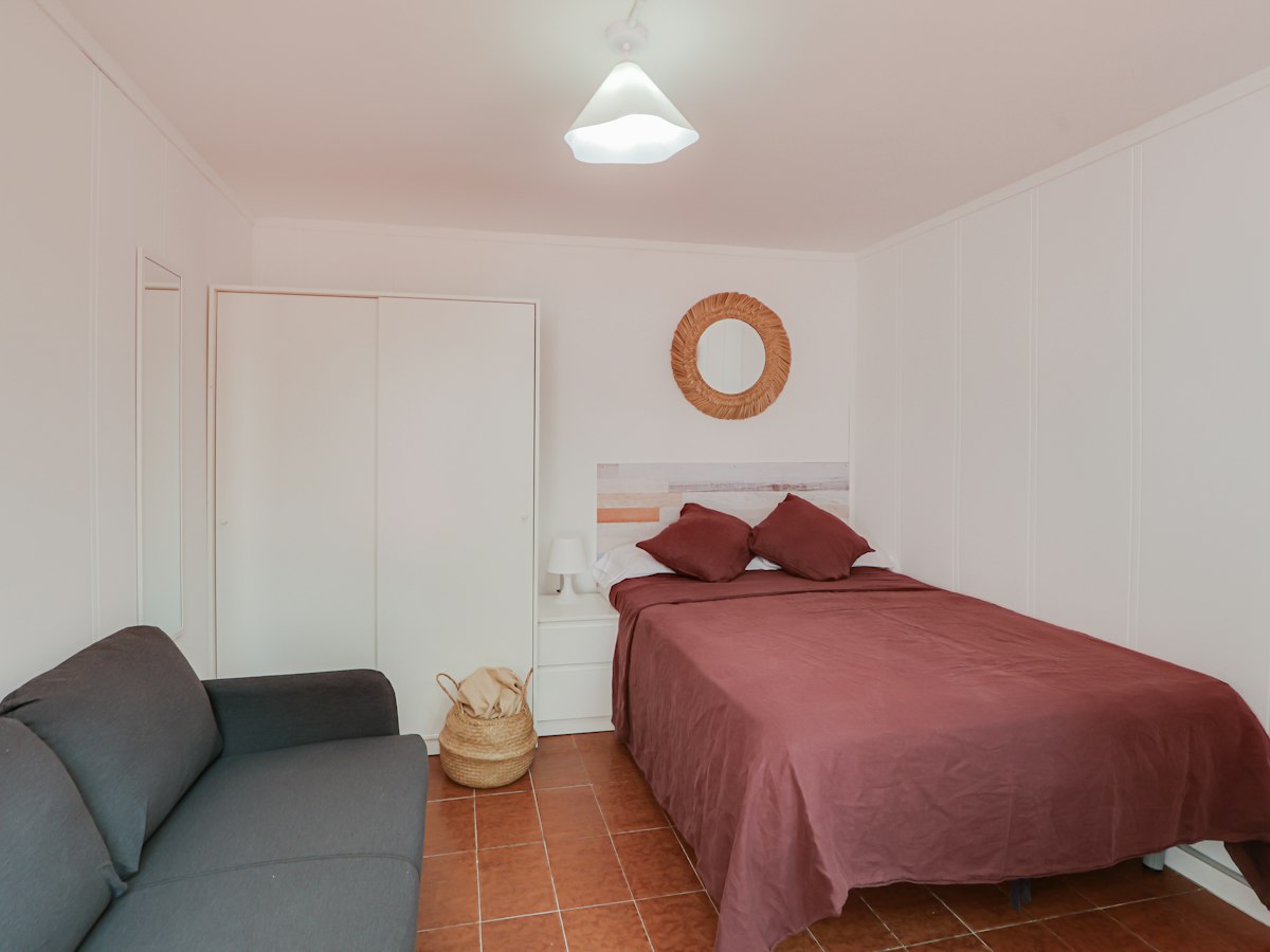 Habitación amueblada en piso compartido de 20 personas en Gràcia · 3