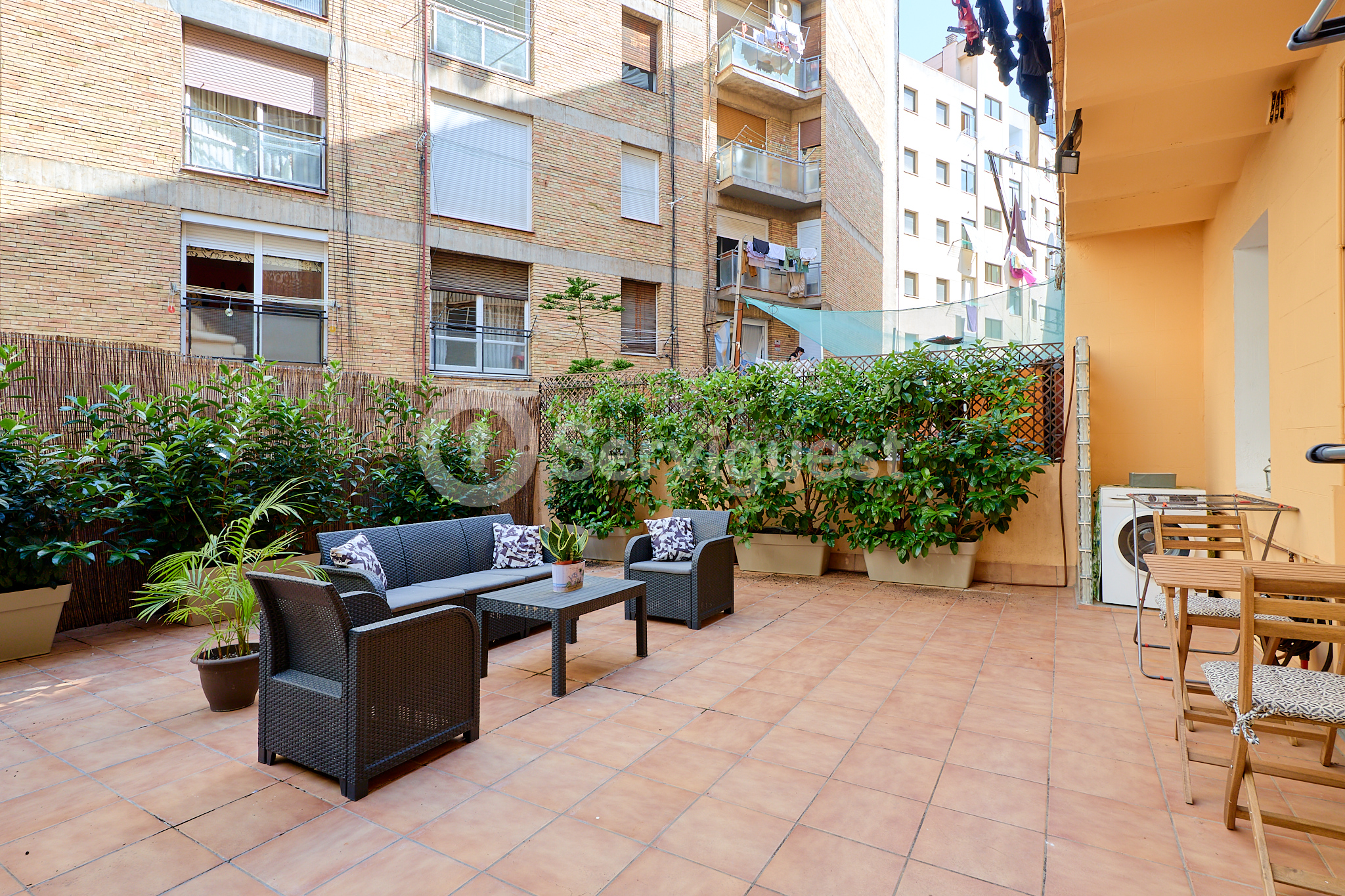 2-bedroom flat in Eixample, 60 m² · 2