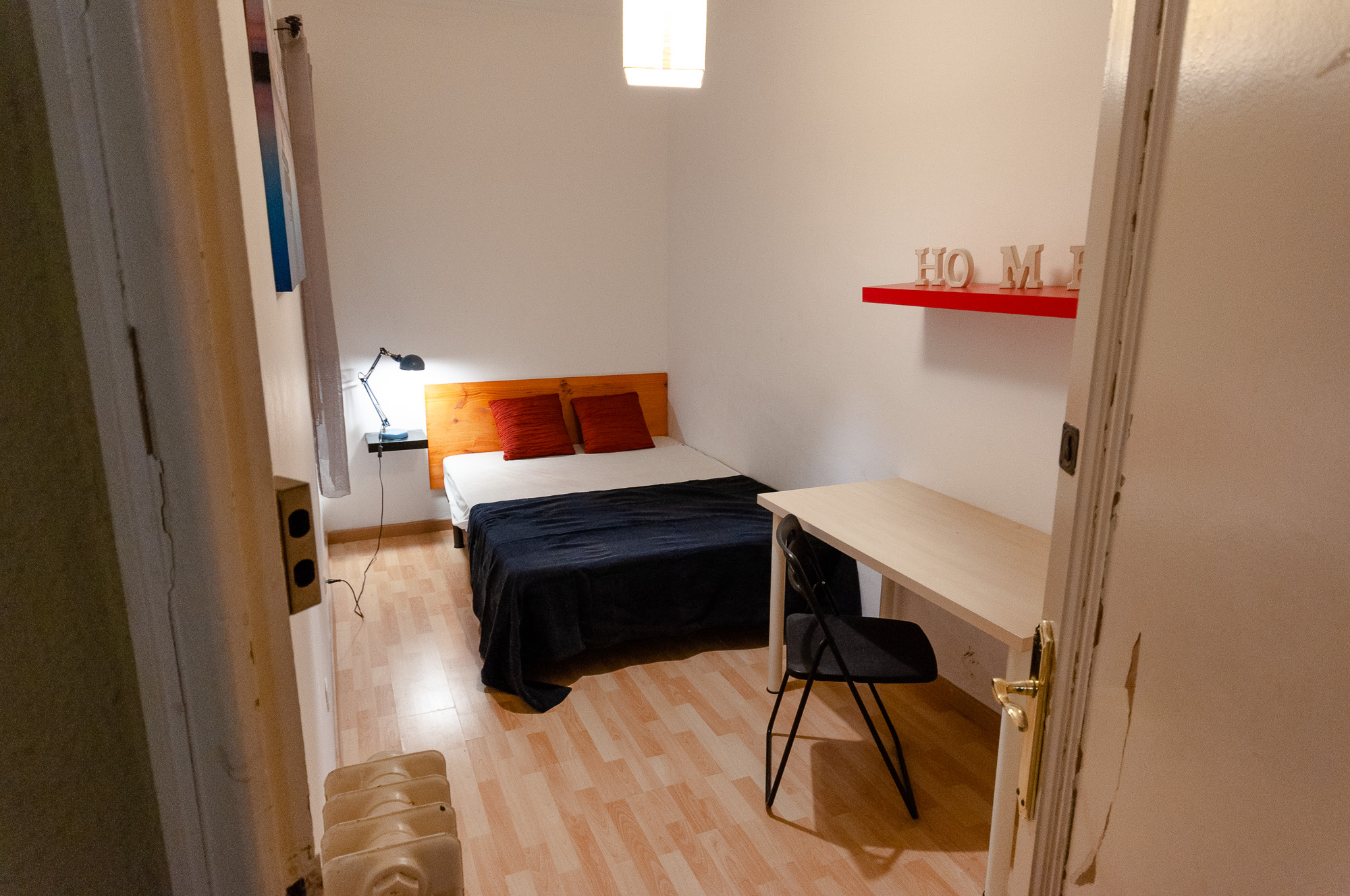 Habitación amueblada en piso compartido en Gràcia · 4