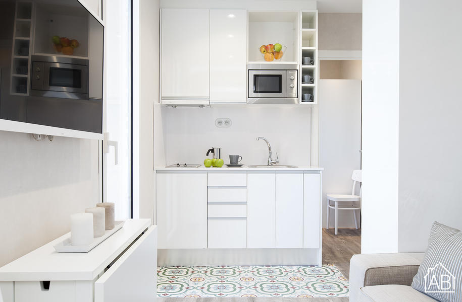 Furnished 2-bedroom flat in Ciutat Vella, 32 m² · 4