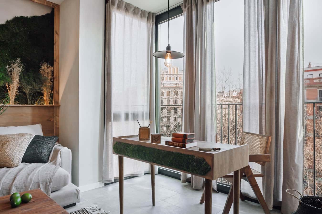 Furnished 3-bedroom flat in Eixample, 69 m² · 2