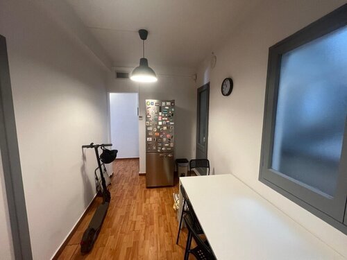 Room in a 3-person shared flat in Eixample · 4