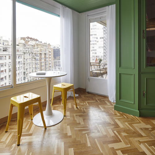 Room in a 8-person shared flat in Eixample · 4