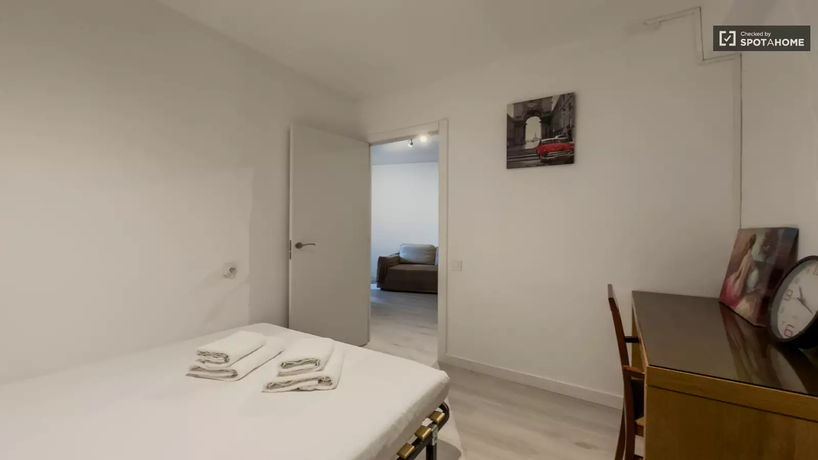 Piso de 2 dormitorios amueblado en Eixample, 55 m² · 4