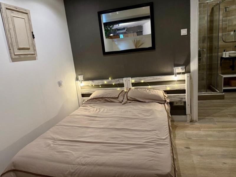 Furnished 1-bedroom flat in Horta-Guinardó · 2