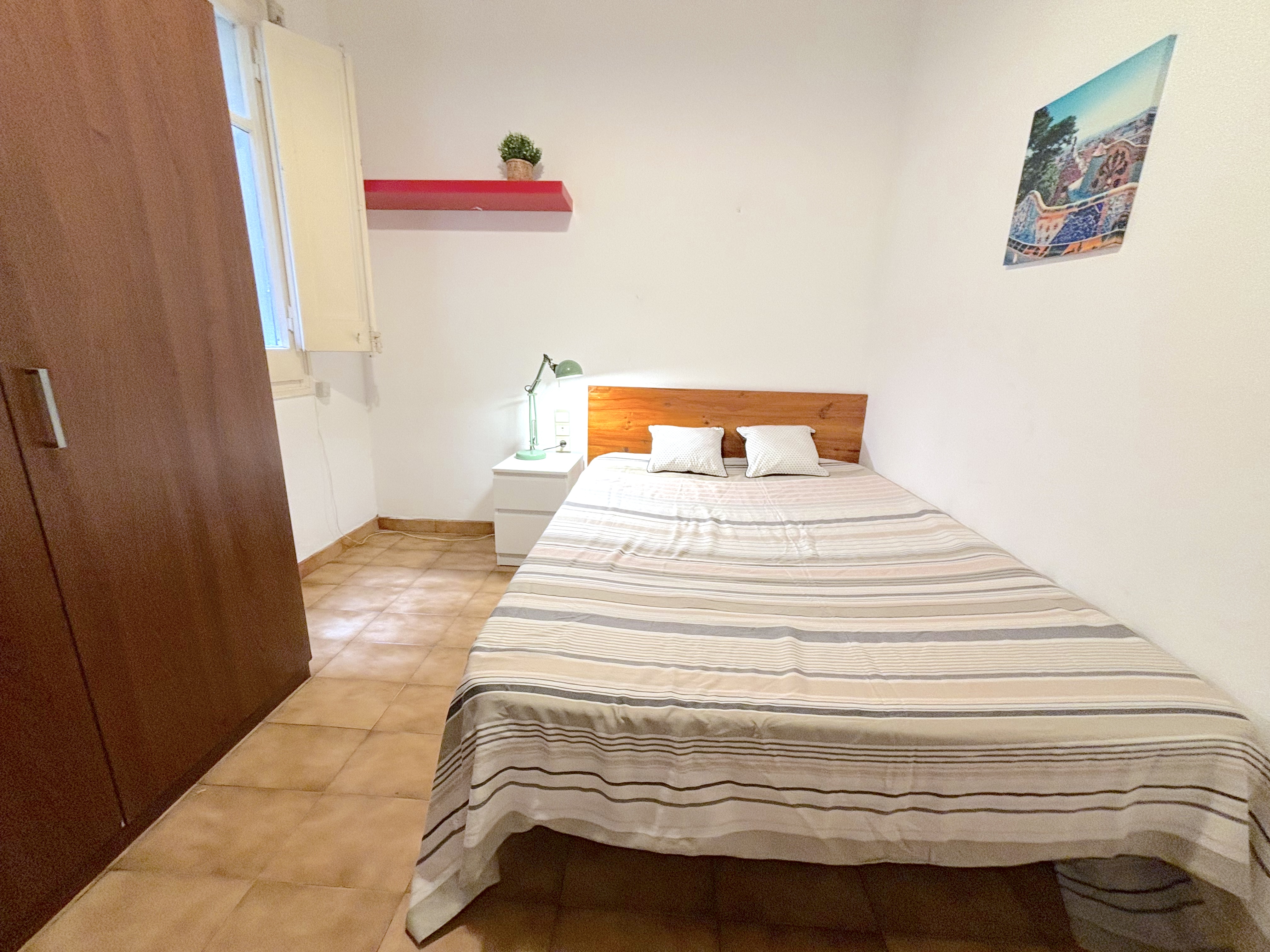 Habitación amueblada en piso compartido en Gràcia · 4