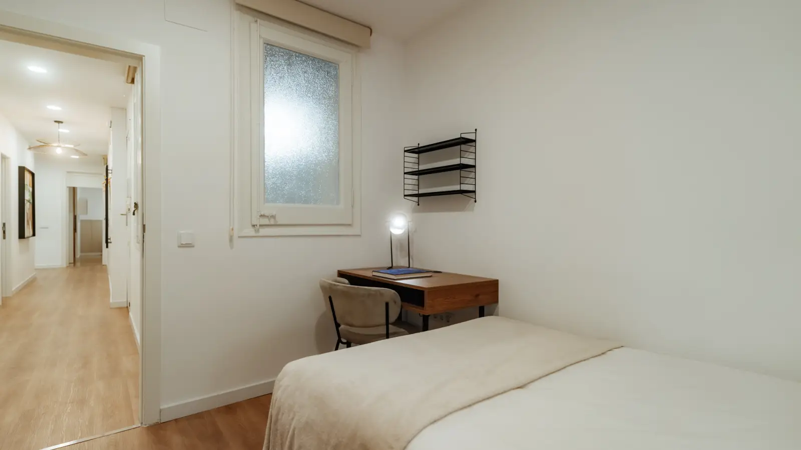 Habitación amueblada en piso compartido en Sarrià–Sant Gervasi · 3