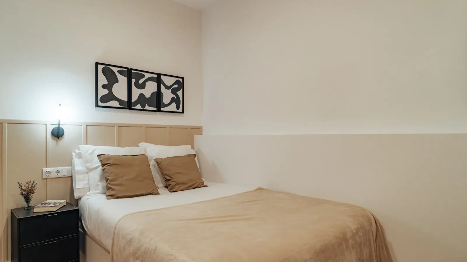 Habitación amueblada en piso compartido en Sarrià–Sant Gervasi · 3