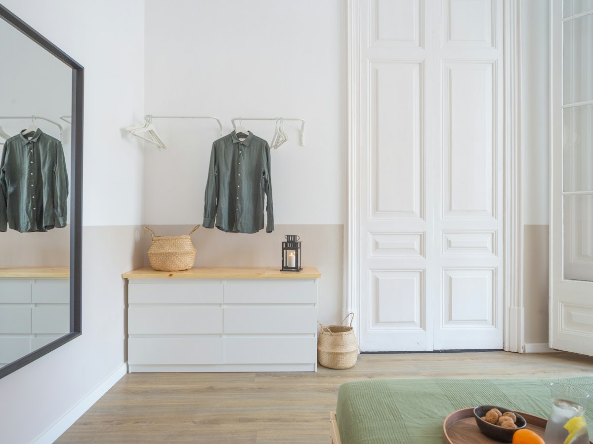 Habitación amueblada en piso compartido de 9 personas en Eixample · 4