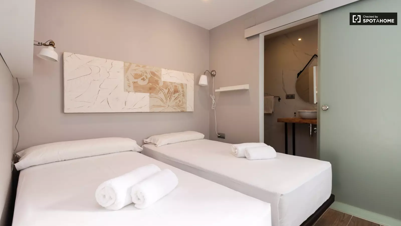 Furnished 1-bedroom flat in Nou Barris · 2