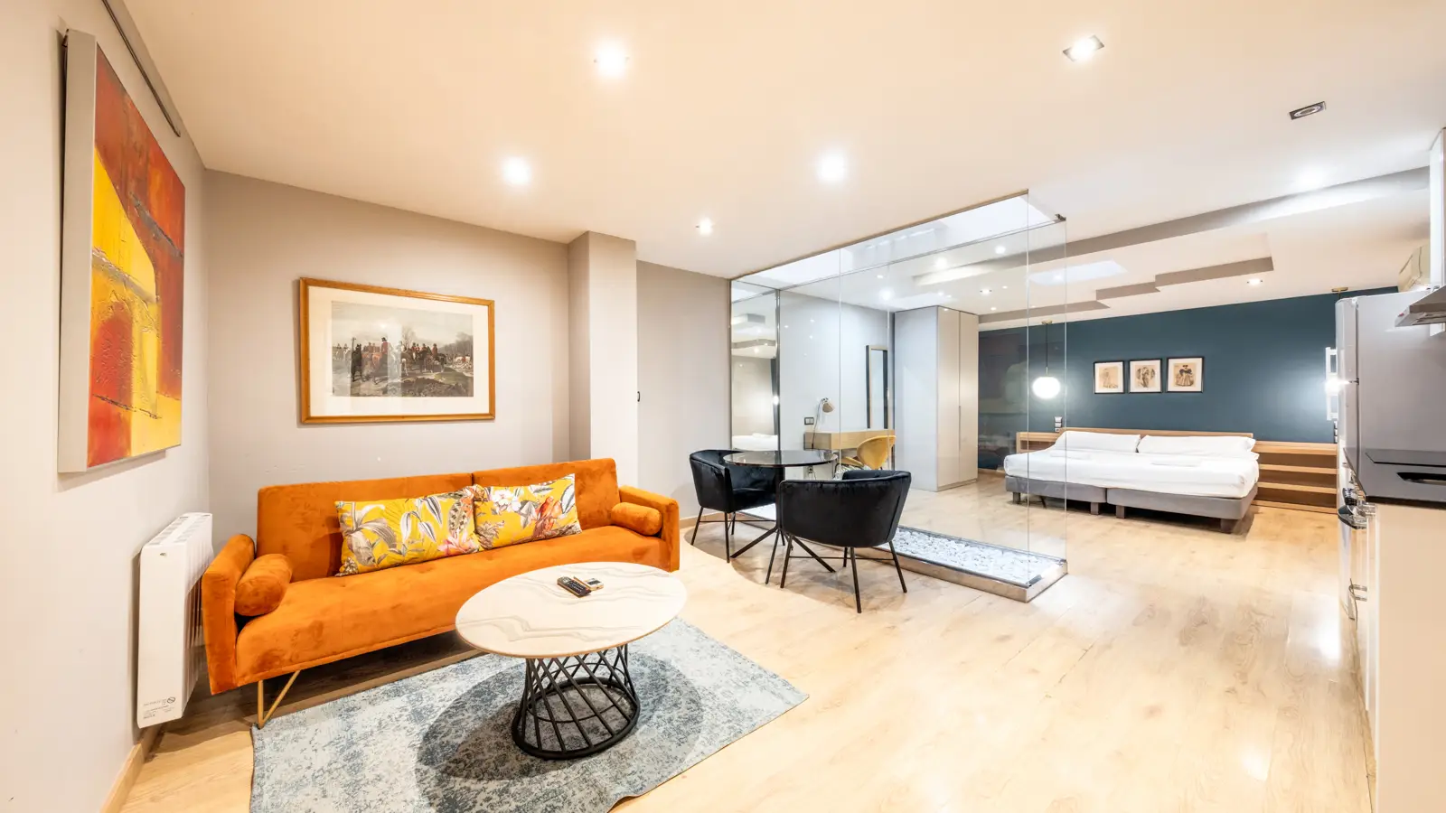 Furnished 1-bedroom flat in Eixample, 40 m² · 2