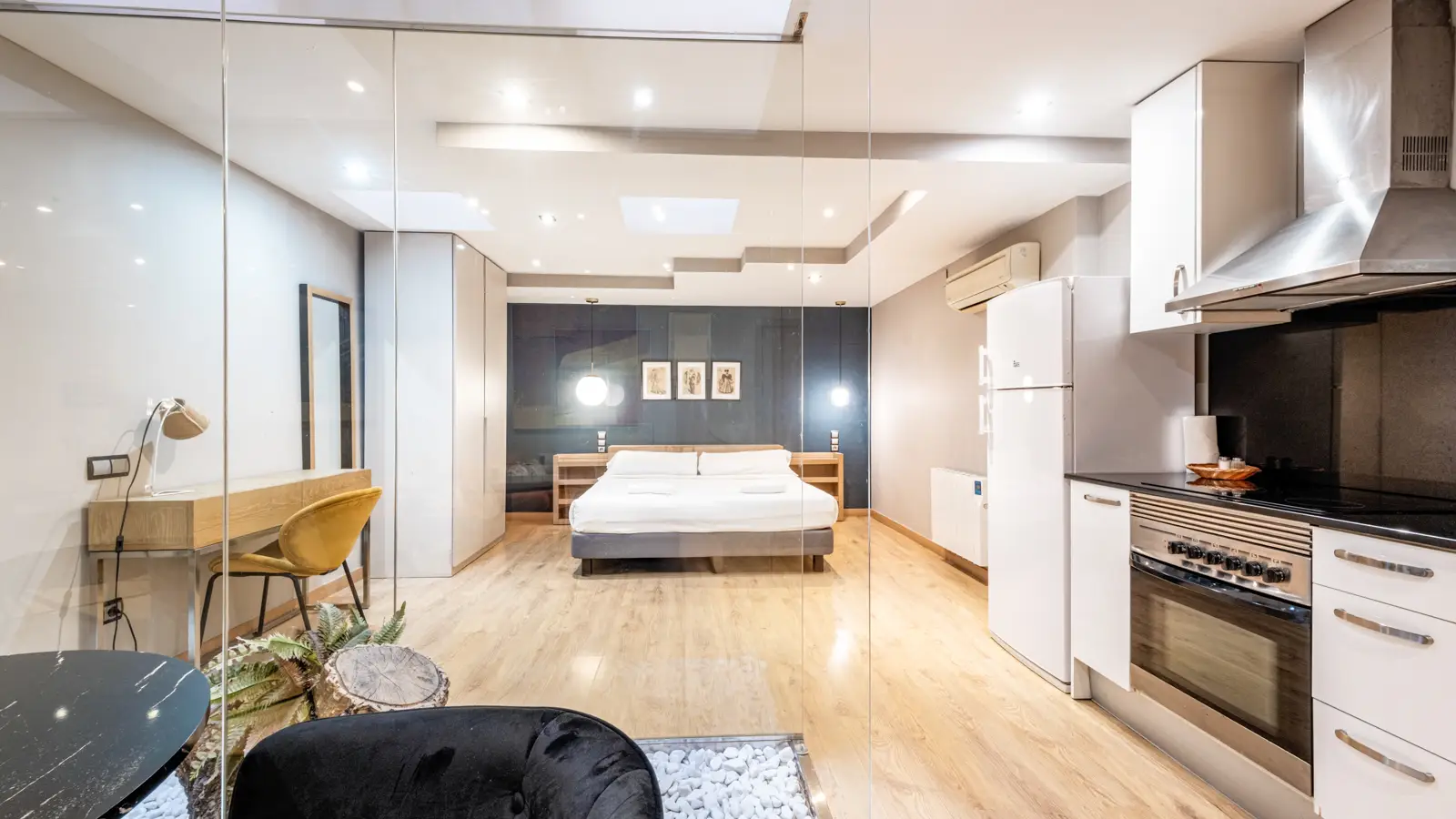Furnished 1-bedroom flat in Eixample, 40 m² · 4