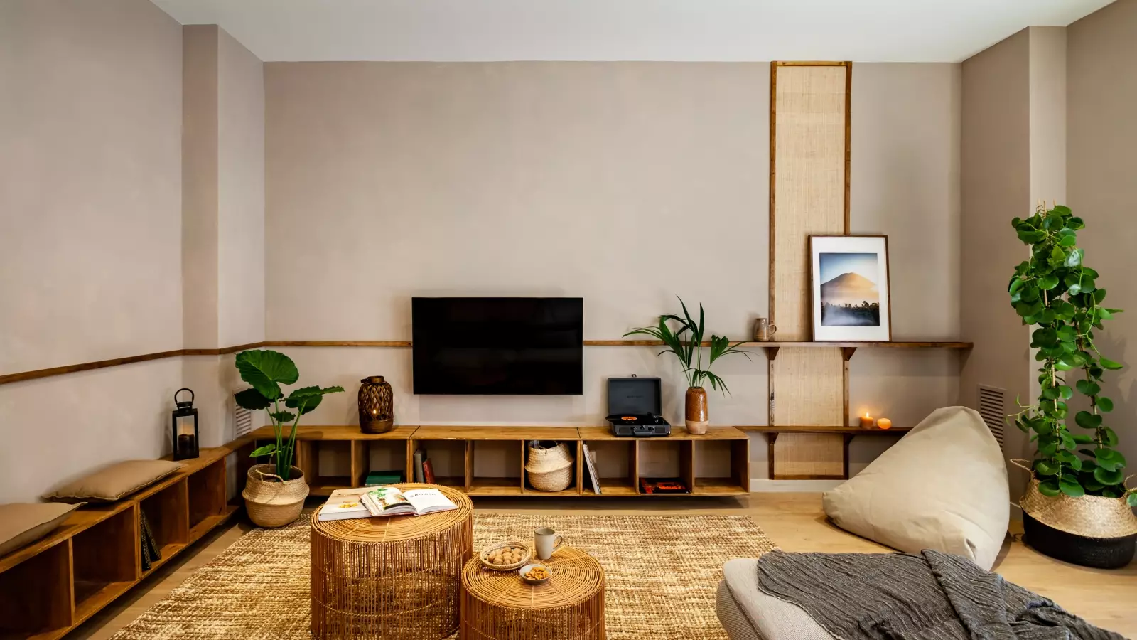Furnished 2-bedroom flat in Eixample, 127 m² · 2