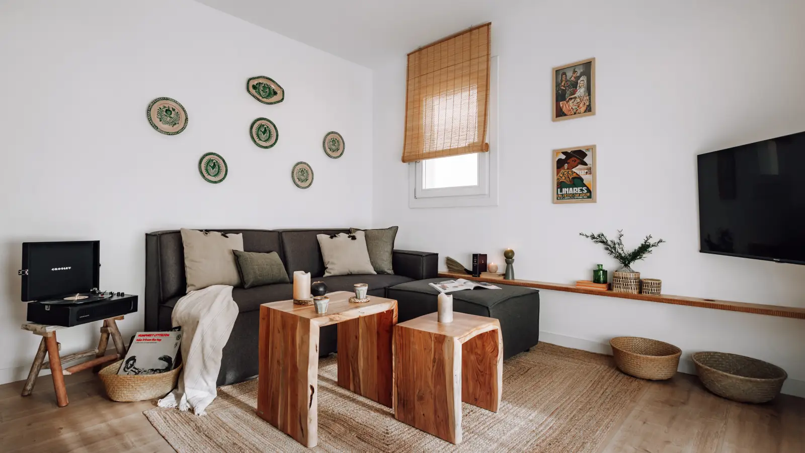Furnished 1-bedroom flat in Eixample, 73 m² · 3