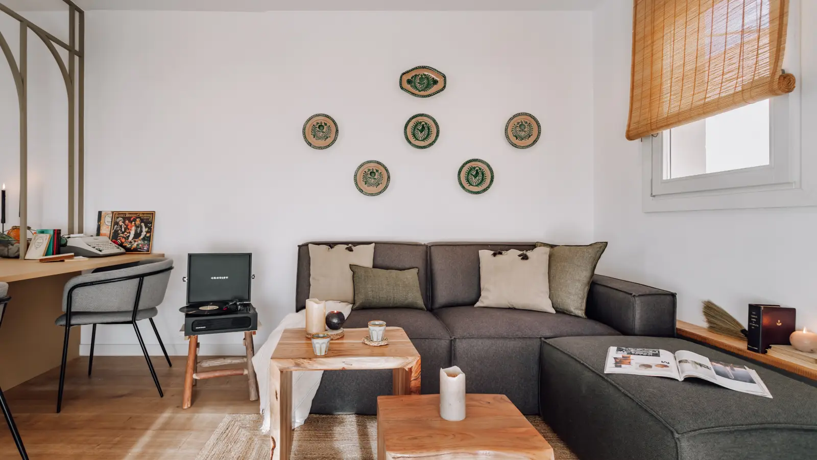 Furnished 1-bedroom flat in Eixample, 73 m² · 4