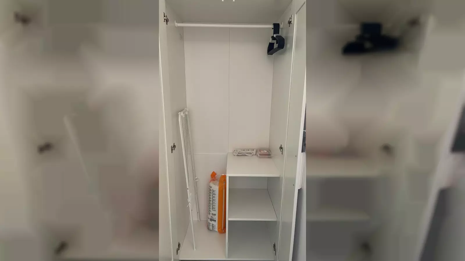 Habitación amueblada en piso compartido de 9 personas en Eixample · 3