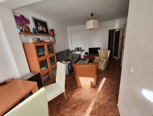 Room in a 4-person shared flat in Horta-Guinardó · 2