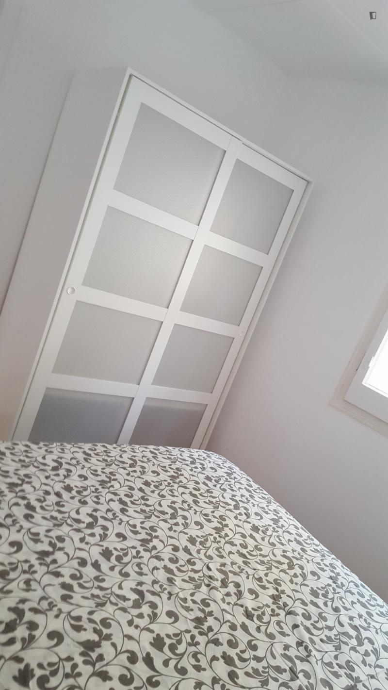 Furnished 1-bedroom flat in Nou Barris · 2