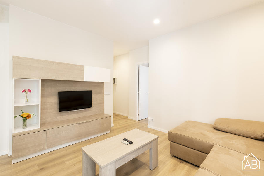 Furnished 3-bedroom flat in Ciutat Vella, 55 m² · 3