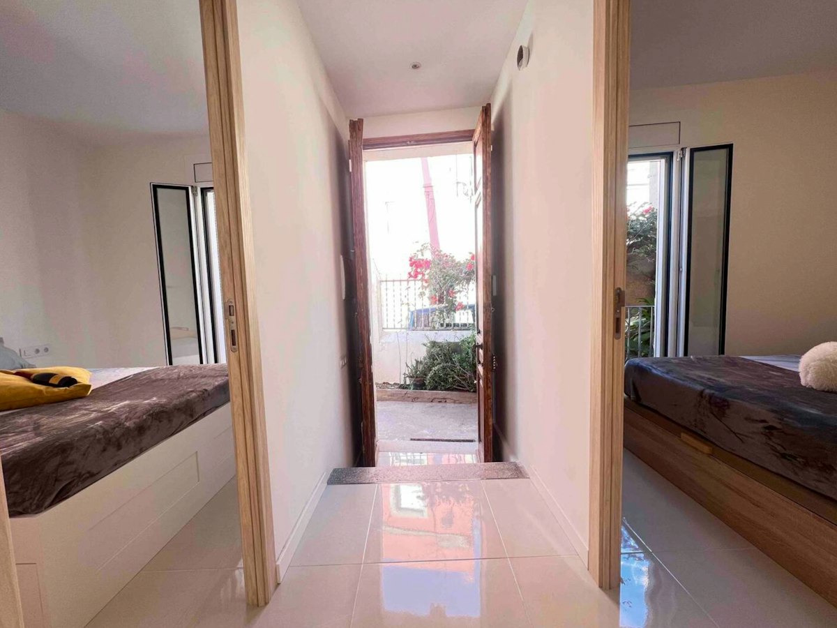 Habitación amueblada en piso compartido de 8 personas en Horta-Guinardó · 4
