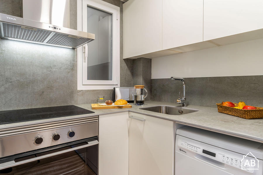 Furnished 5-bedroom flat in Sarrià–Sant Gervasi, 74 m² · 3