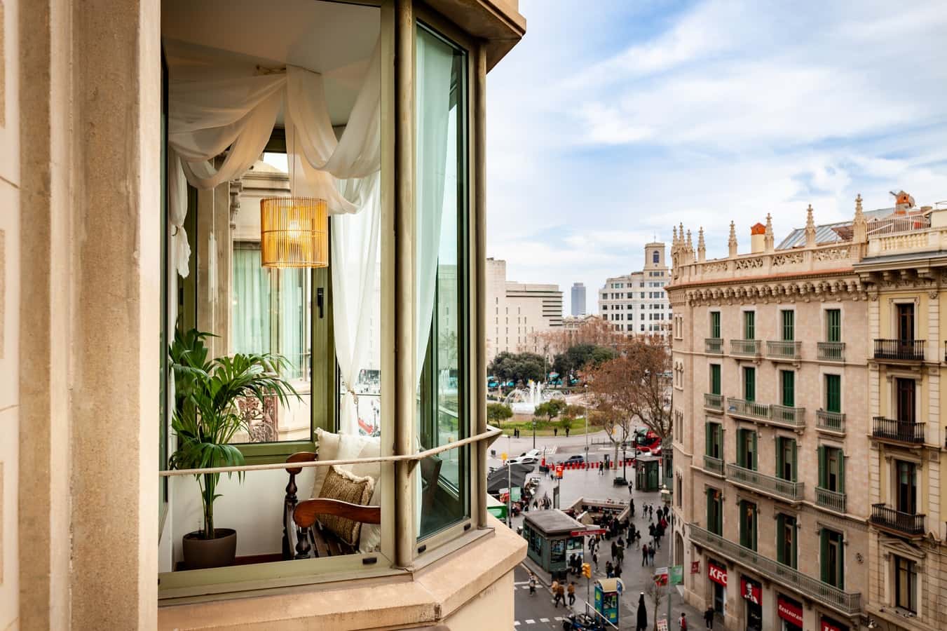 Furnished 3-bedroom flat in Eixample, 97 m² · 2