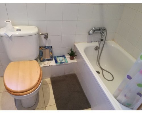 Room in a 3-person shared flat in Sants-Montjuïc · 4