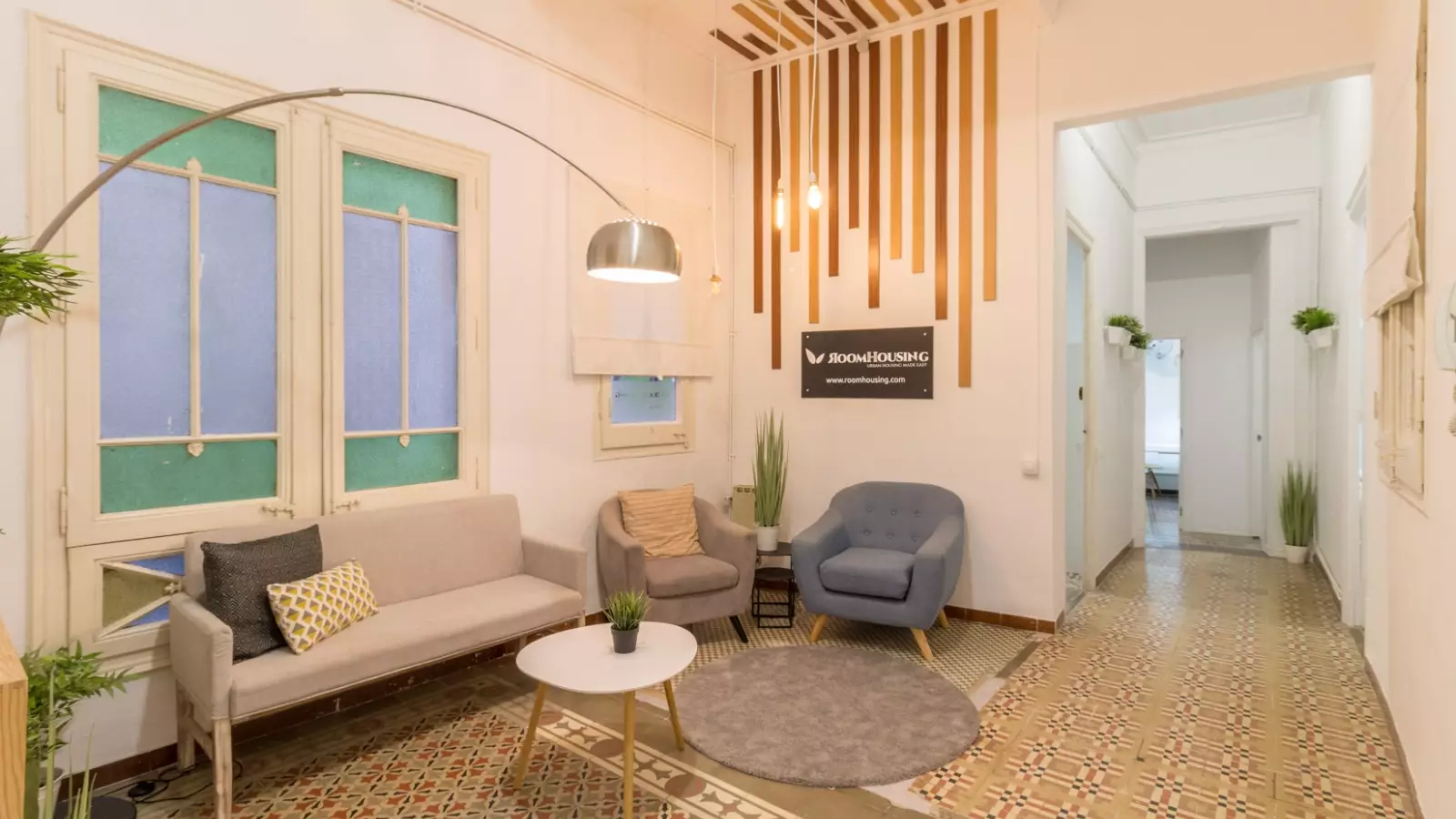 Furnished room in a 9-person shared flat in Gràcia · 4