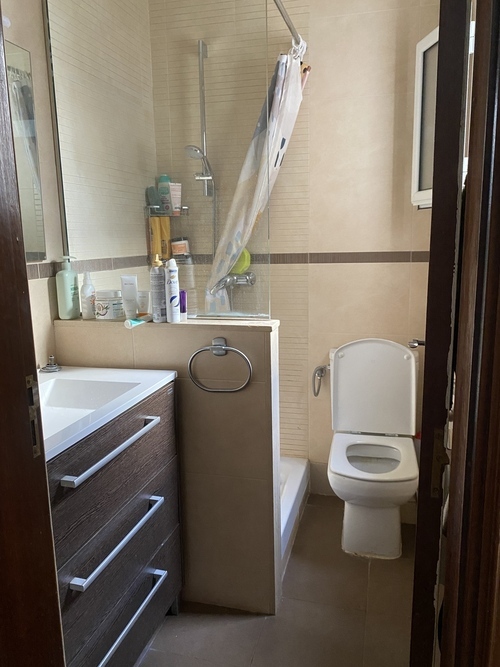 Room in a 3-person shared flat in Sants-Montjuïc · 4