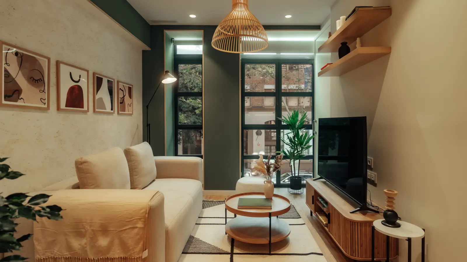Furnished 1-bedroom flat in Eixample, 40 m² · 2
