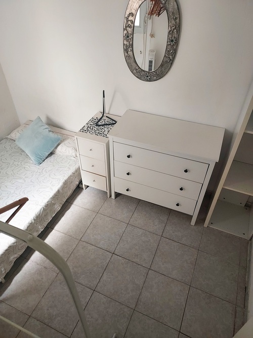 Room in a shared flat in Sants-Montjuïc · 2