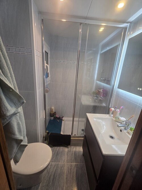 Room in a 2-person shared flat in Nou Barris · 4