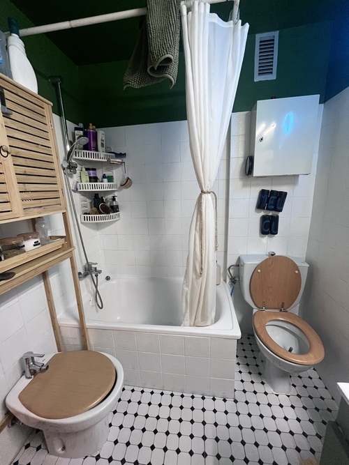 Habitación en piso compartido de 2 personas en Gràcia · 3