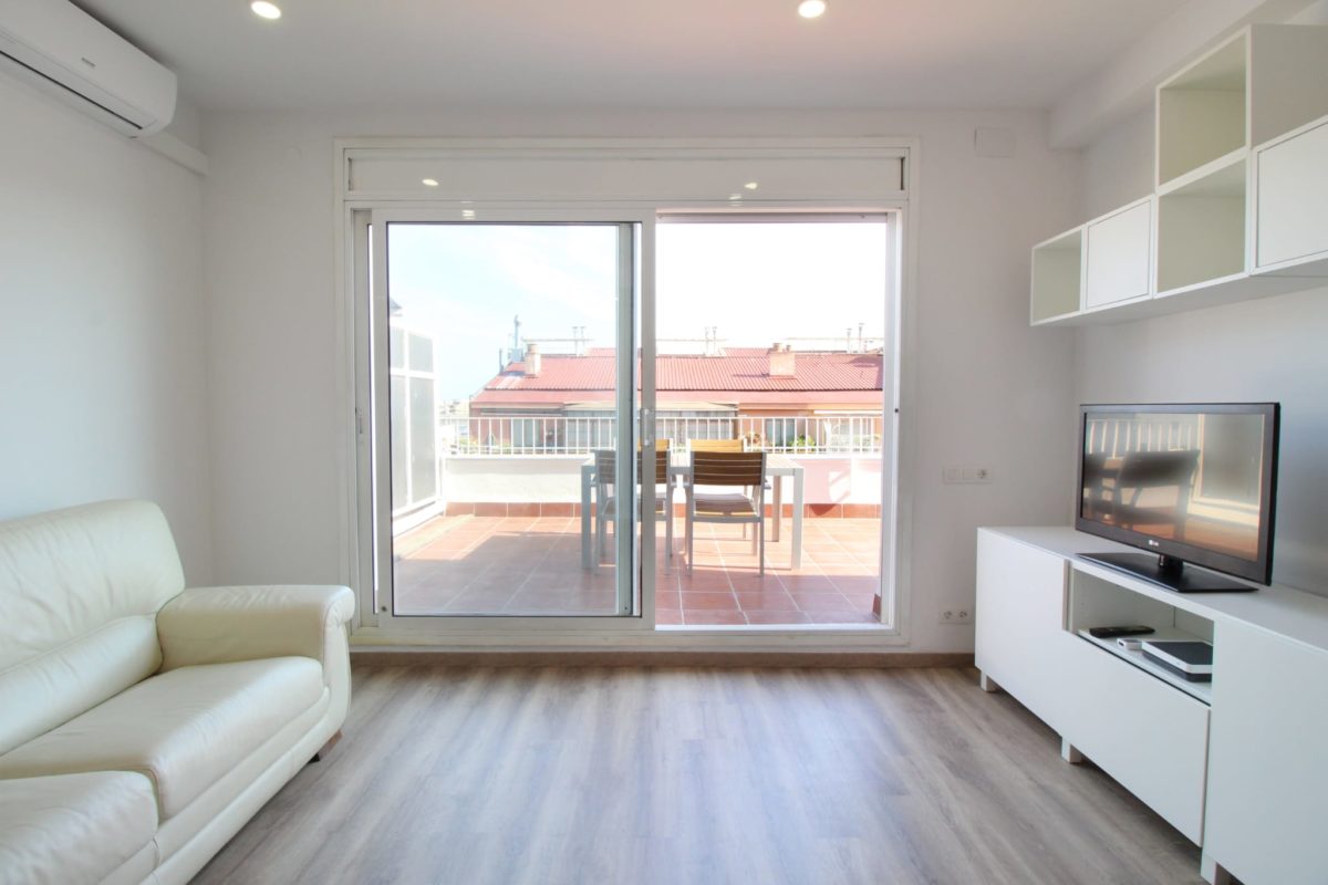 2-bedroom flat in Eixample, 90 m² · 2