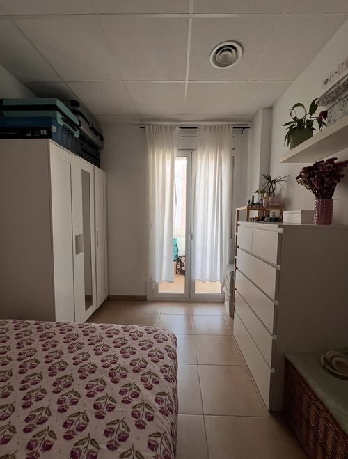 Habitación en piso compartido de 3 personas en Eixample · 2