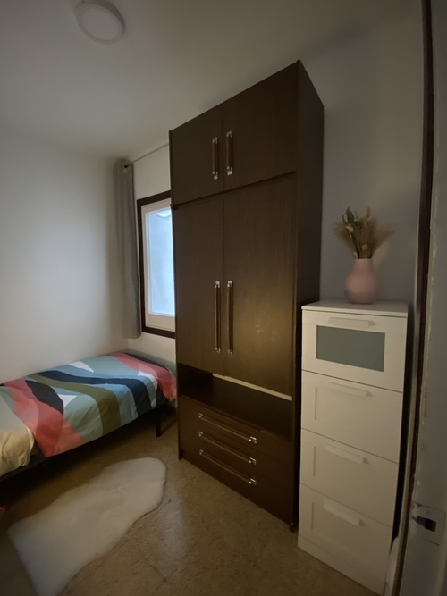 Habitación en piso compartido de 2 personas en Eixample · 2