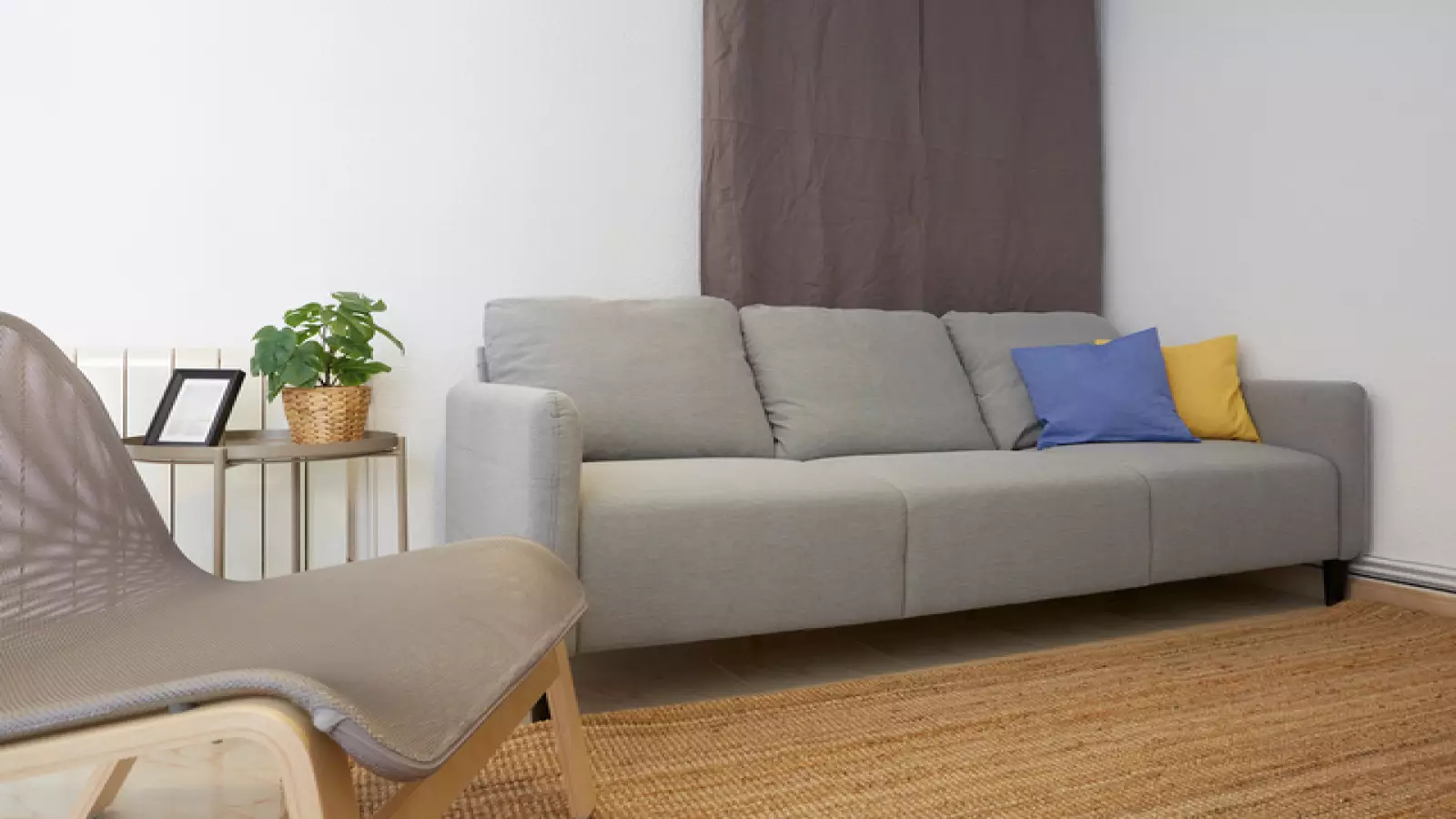 Furnished 1-bedroom flat in Eixample, 70 m² · 4